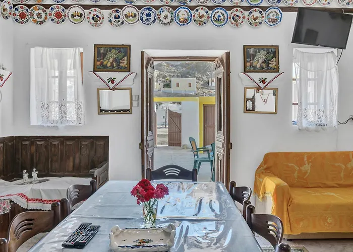 Houvarda شقة كارباثوس